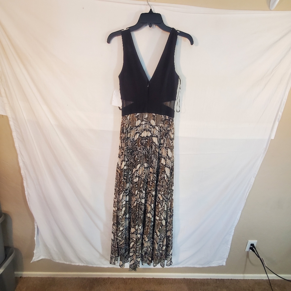 Xscape Women's Size 2 Snake Print Gown New with Tags - Picture 4 of 5